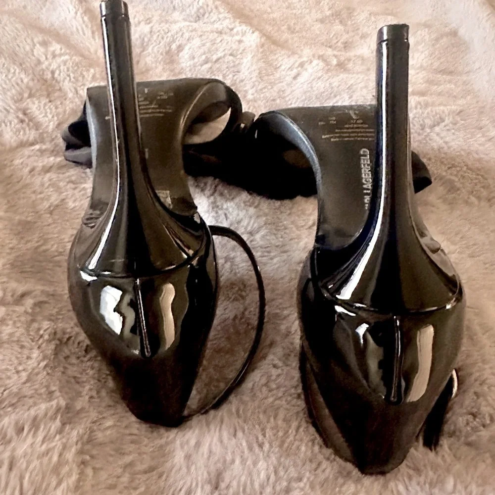 KARL LAGERFELD Black 4 inch Heels Bow Accents Size 7 - Picture 5 of 7